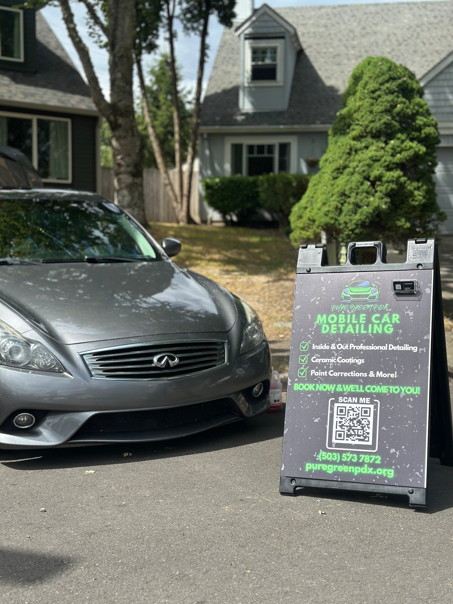 Interior Detail Pure Green PDX